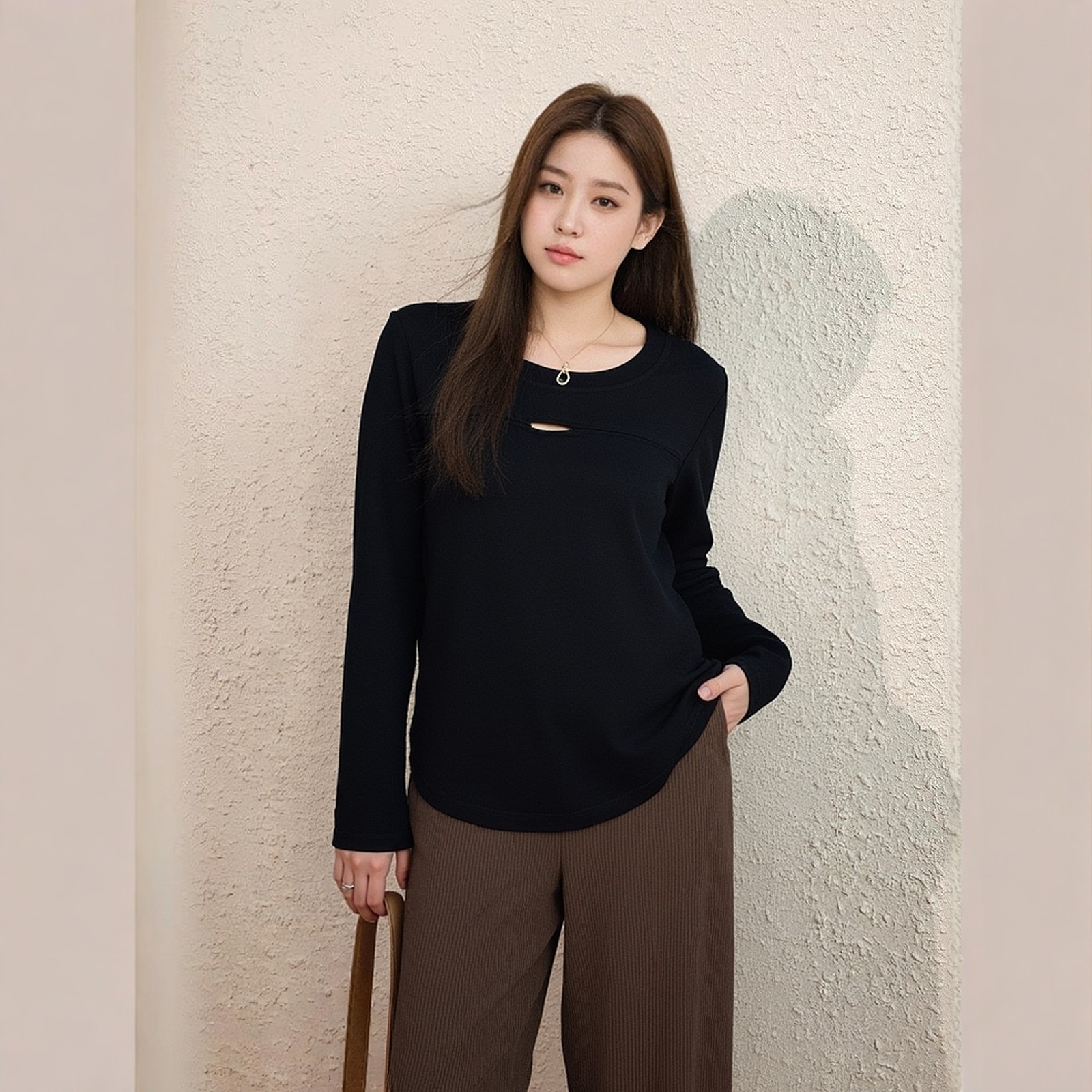 大码巨好看的上衣微胖女装秋装圆领镂空设计感外穿打底百搭针织衫,女装/女士精品,大码内搭,淘宝优惠券,粉丝福利购,淘宝优惠卷