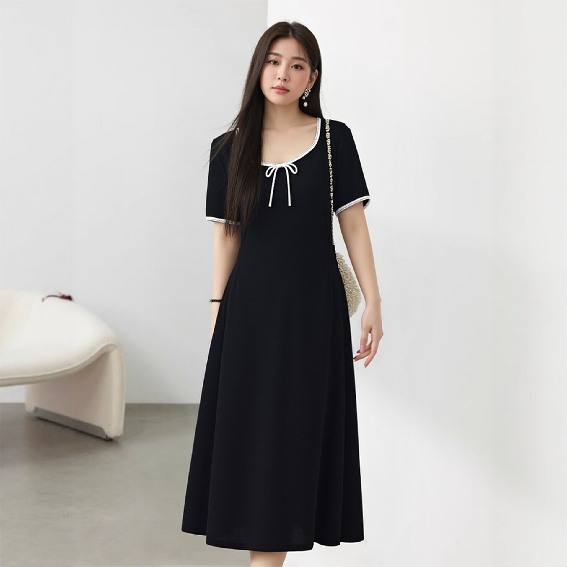 大码女装甜美撞色拼接设计感减龄长裙夏季胖mm显瘦遮肉法式连衣裙