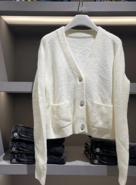 专柜直发2021春季新款毛织开衫女钻扣V 领长袖短款 6N1RJ3210000