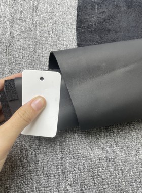 H101 进口头层黑色油腊平纹牛皮 厚度1.2mm 手感微挺