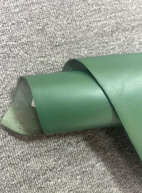 B352进口头层1.7mm绿色平纹牛皮中挺22.7平方英尺*6=136元包邮