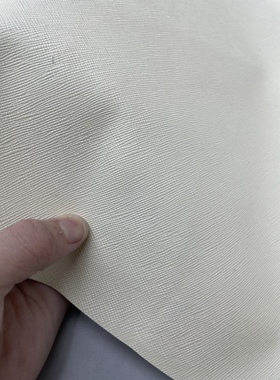 E1270进口头层米白色十字纹牛皮手感中挺厚度1.42mm
