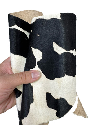 头层真皮马毛奶牛纹皮毛一体厚度1.2mm 会有正常的皮毛气味