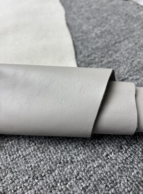 H181 进口头层浅灰色平纹牛皮厚度1mm手感微软10平方英尺*5=50元