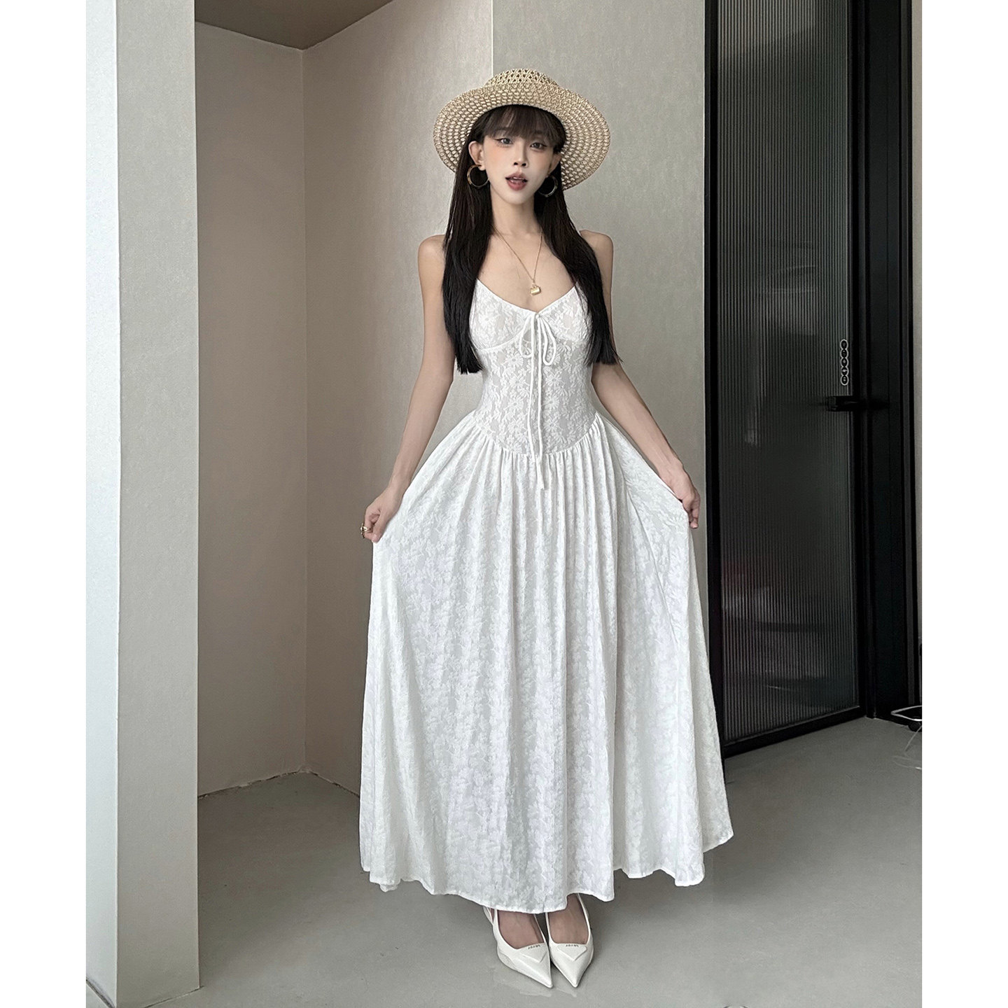 MianCun冰玉白茶蕾丝V领提花吊带连衣裙女清纯系松弛感穿搭裙子
