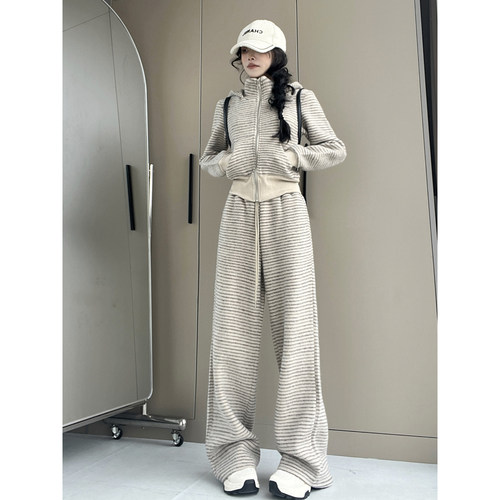 温柔讯号毛呢条纹拉链连帽卫衣女