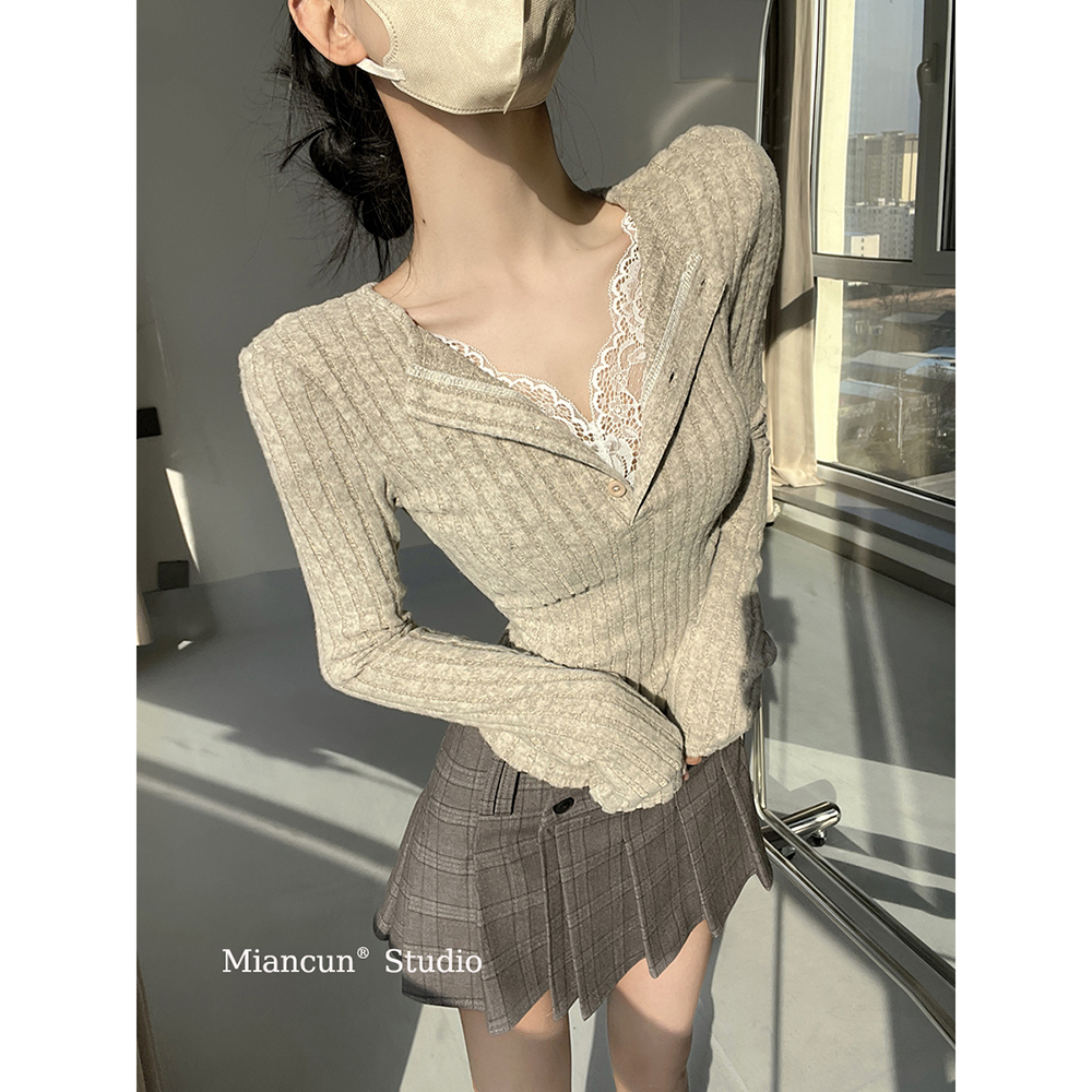 MianCun纯欲蕾丝拼接假两件V领坑条针织衫气质修身T恤内搭上衣女