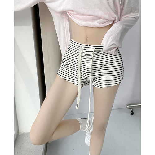 纯欲风性感咖纹绑带热裤女