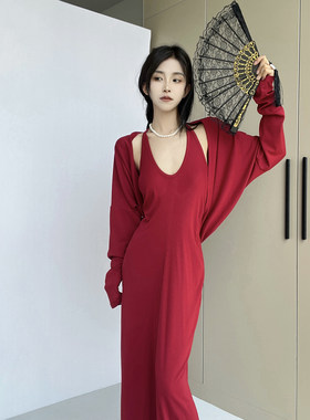 松弛感超好看红色吊带连衣裙女