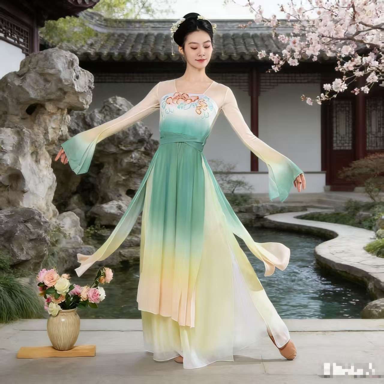 古典舞蹈服女飘逸渐变色齐胸汉唐古风仙气纱衣连衣裙中国演出服