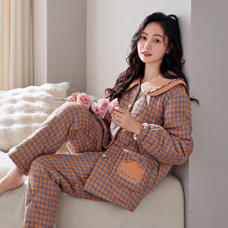 睡衣女款冬天三层梭织夹棉加厚家居服中年妈妈保暖加绒珊瑚绒套装