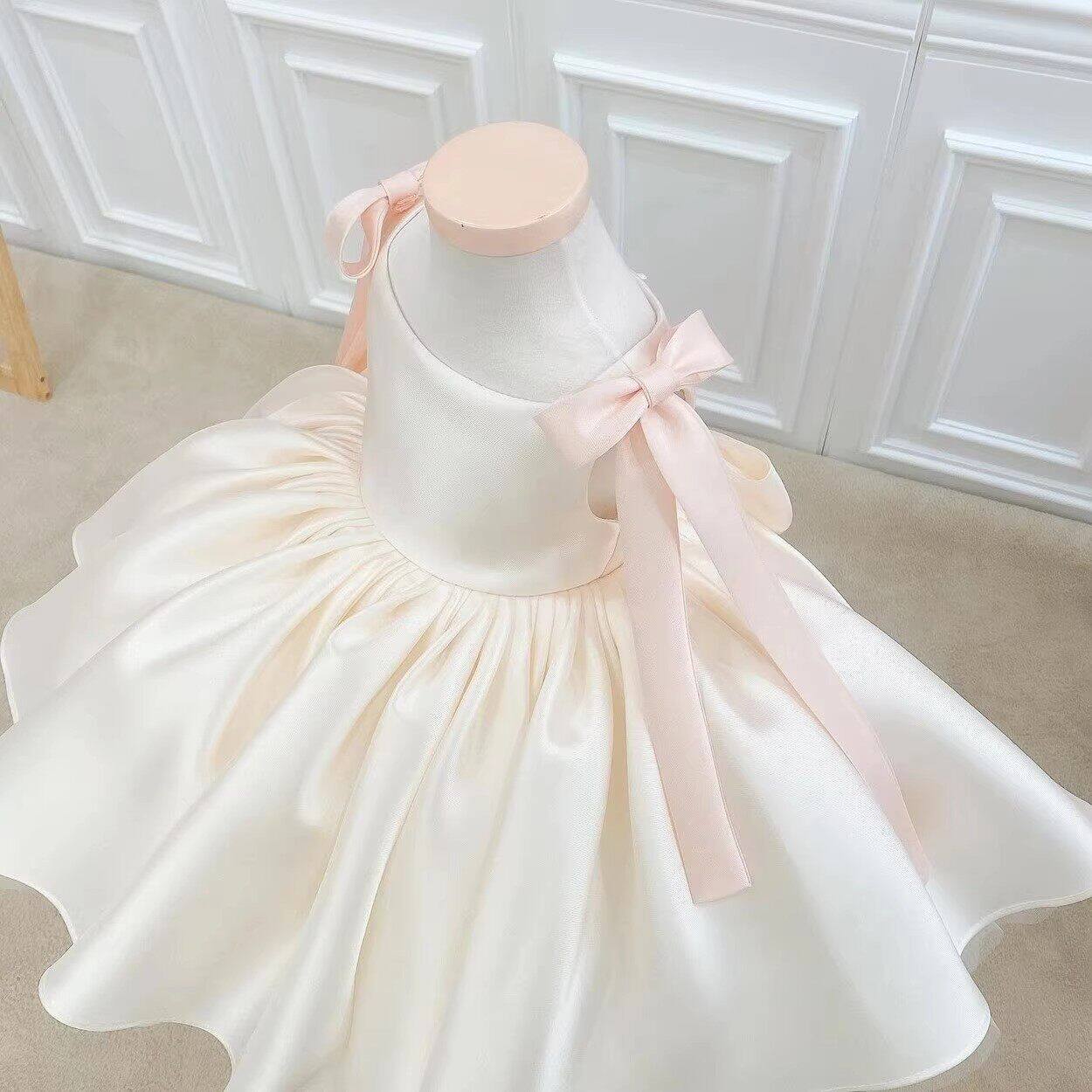 英国DGKP2026夏装新款女童生日周岁女宝礼服缎面花童公主蓬蓬裙