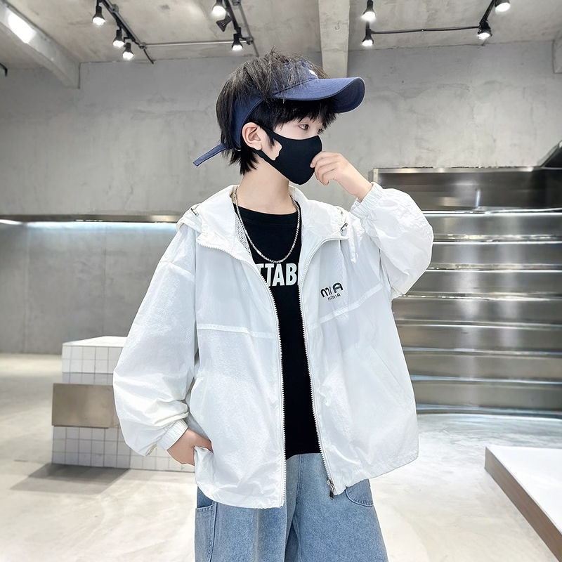 英国Next Kiss男童防晒衣夏季2025新款儿童轻薄透气大童夏装外套