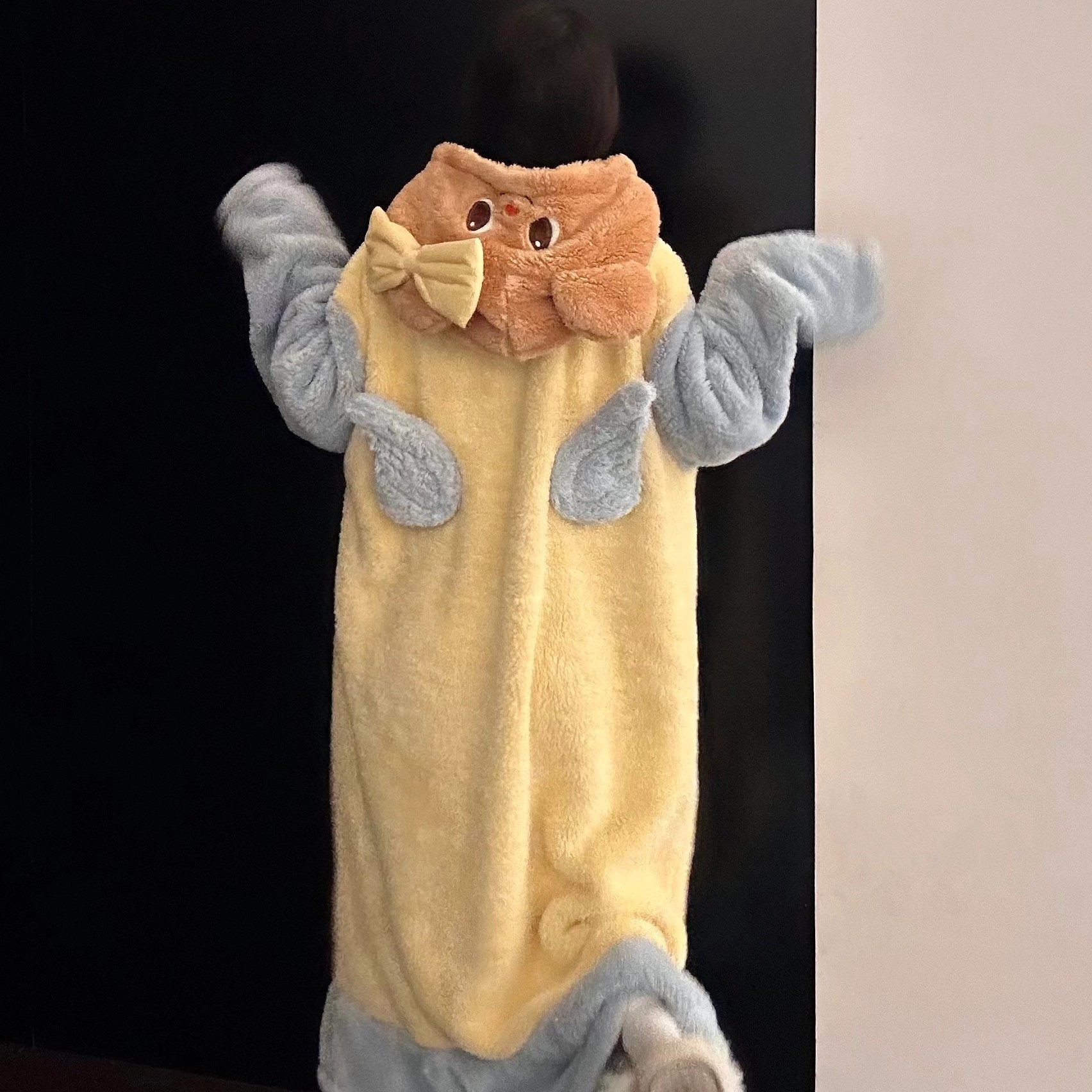 法国OIMG可爱小熊毛绒连帽睡裙女秋冬季珊瑚绒家居服加厚睡袍外穿