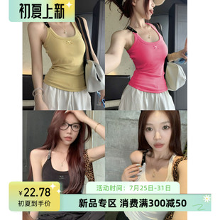 辣妹风背心可外穿女显瘦紧身针织打底吊带皮扣设计 设计感白色夏季