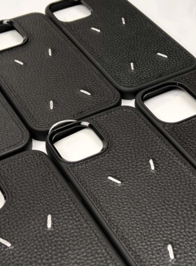 现货新款马吉拉mm6四角标头层荔枝纹牛皮iphone12/13promax手机壳