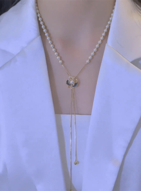 可调节黑色山茶花珍珠吊坠项链女