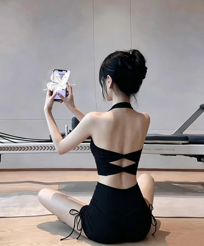 洋白菜挂脖瑜伽背心女防震跑步训练健身文胸美背性感普拉提运动