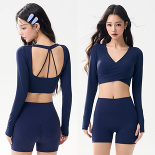 秋冬长袖瑜伽服带胸垫固定杯透气运动上衣镂空美背普拉提健身服女