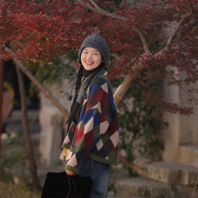 慢慢变蓝原创 荼羊毛混纺针织毛衣菱格V领套头衫小众复古文艺毛衣