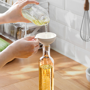 漏斗大小口径家用食品级酒油漏斗迷你滤斗塑料油厂子倒油漏斗器