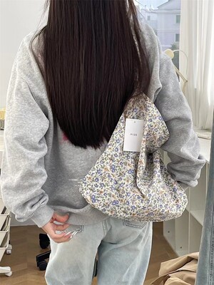 春季新款日韩原宿文艺碎花单肩包