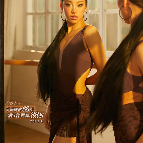 ZYM【Good 豹ning】半裙不规则拉丁舞练功服女假围裹设计26027