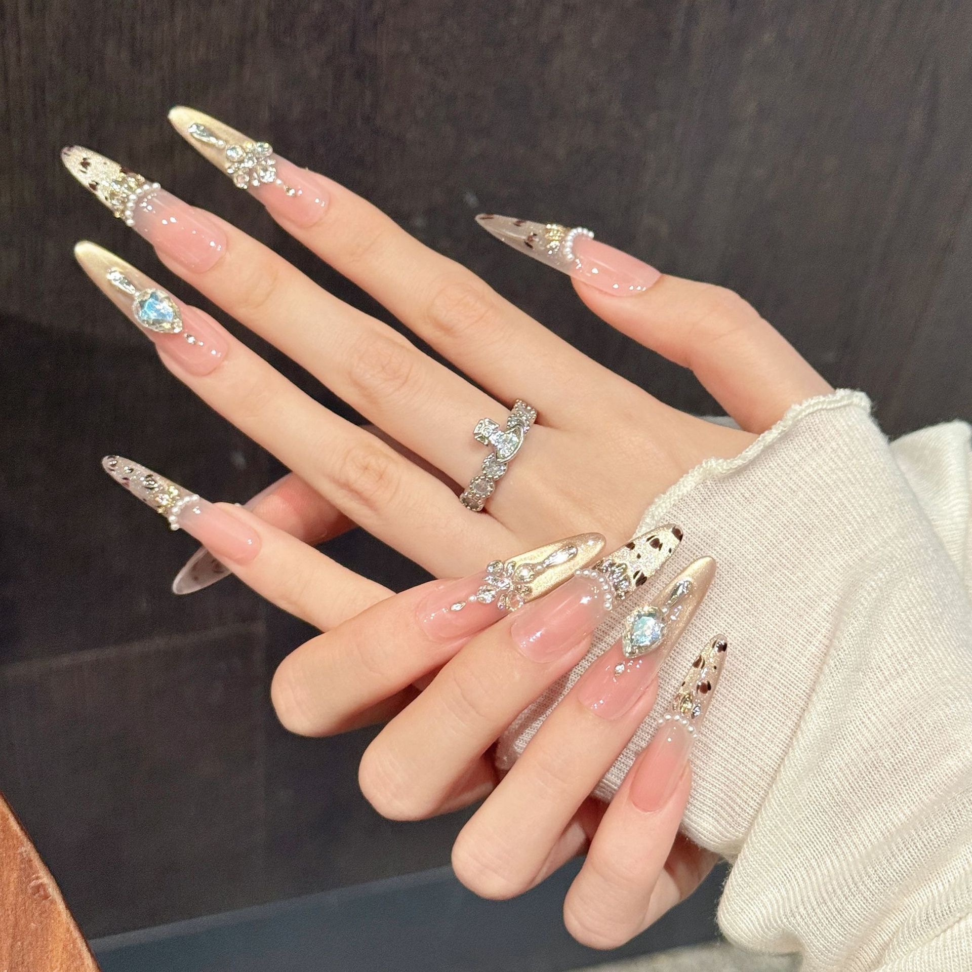 纯手工穿戴甲【珍珠豹纹】法式千金感2025新款猫眼闪钻中长款美甲