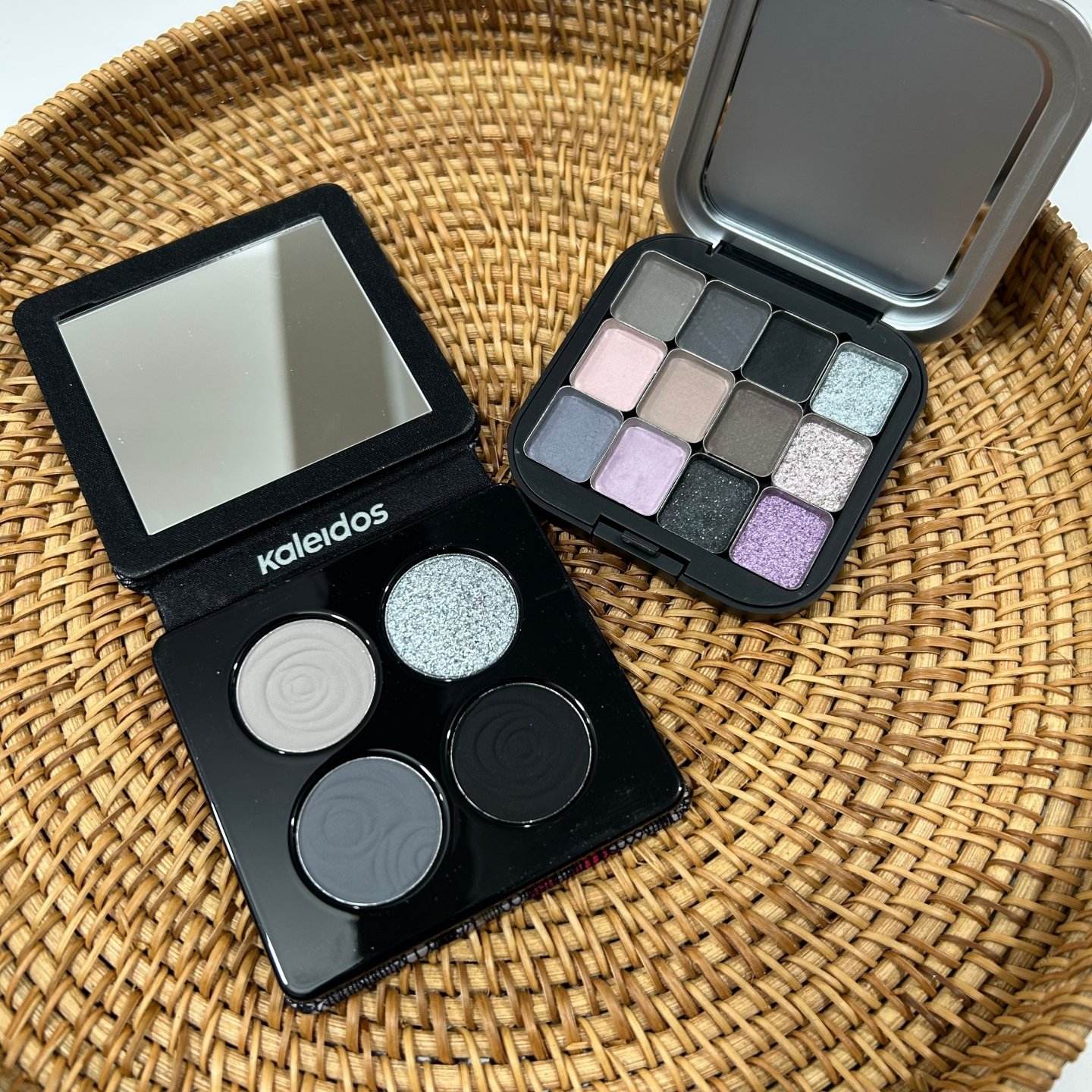 KALEIDOS万花镜蕾丝眼影盘名利场