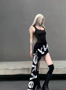 美式黑色印花吊带y2k背心连衣裙夏季设计感小众法式气质包臀短裙