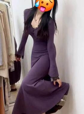 纯欲风紫色蕾丝V领长袖连衣裙女春季新款打底显瘦收腰A字包臀长裙