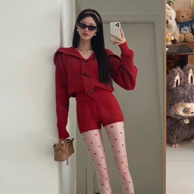 新年红毛衣针织裙战袍套装