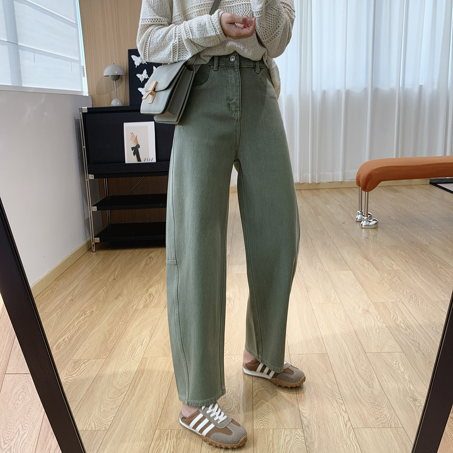 牛仔裤女秋季镰刀裤梨型身材裤子