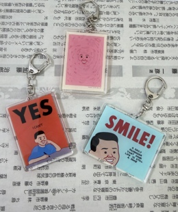 出口外贸西班牙 Joan 科内拉  黑色幽默假笑插画钥匙扣挂件