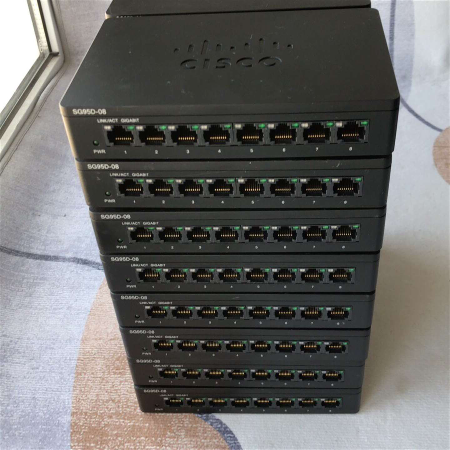 维修思科 8口全千兆交换机 SG95D-08议价
