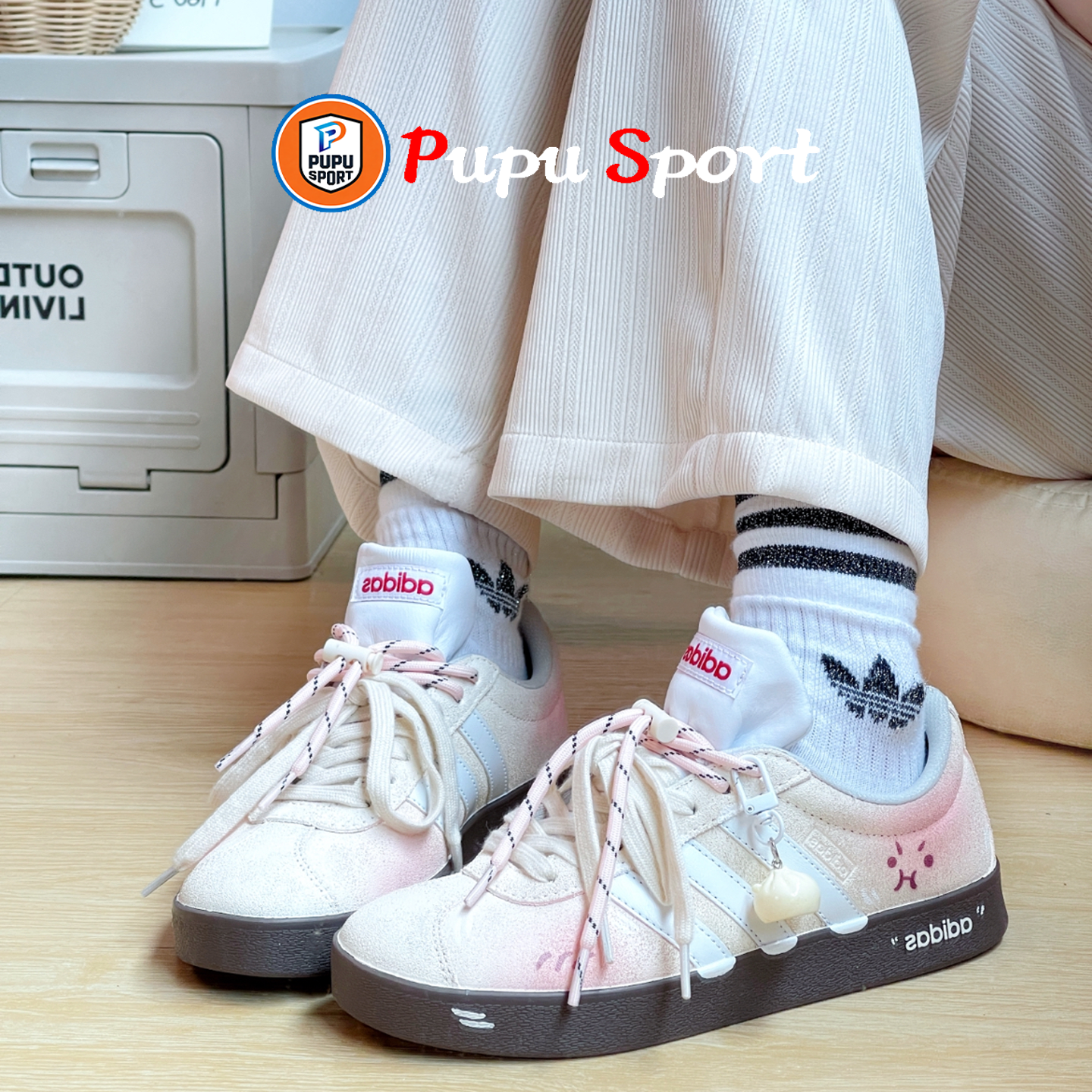 球鞋定制Adidas/阿迪达斯 Neo VL奶黄包甜甜可爱德训女子低帮板鞋