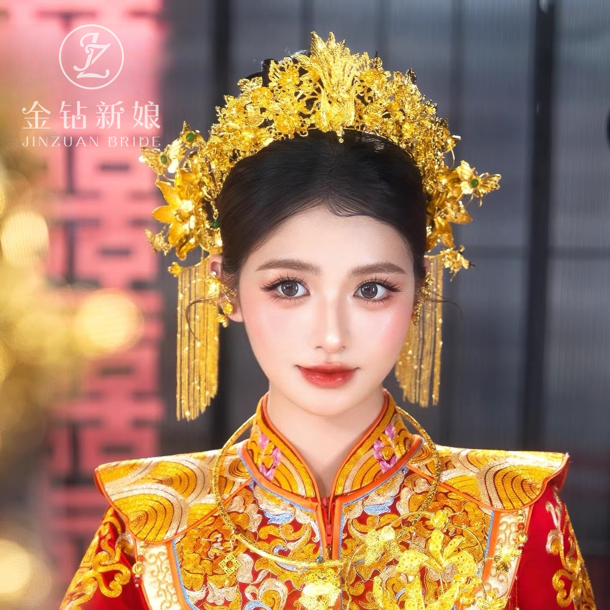 中式新娘头饰金色秀禾服凤冠2026新款结婚大气流苏步摇龙凤褂配饰