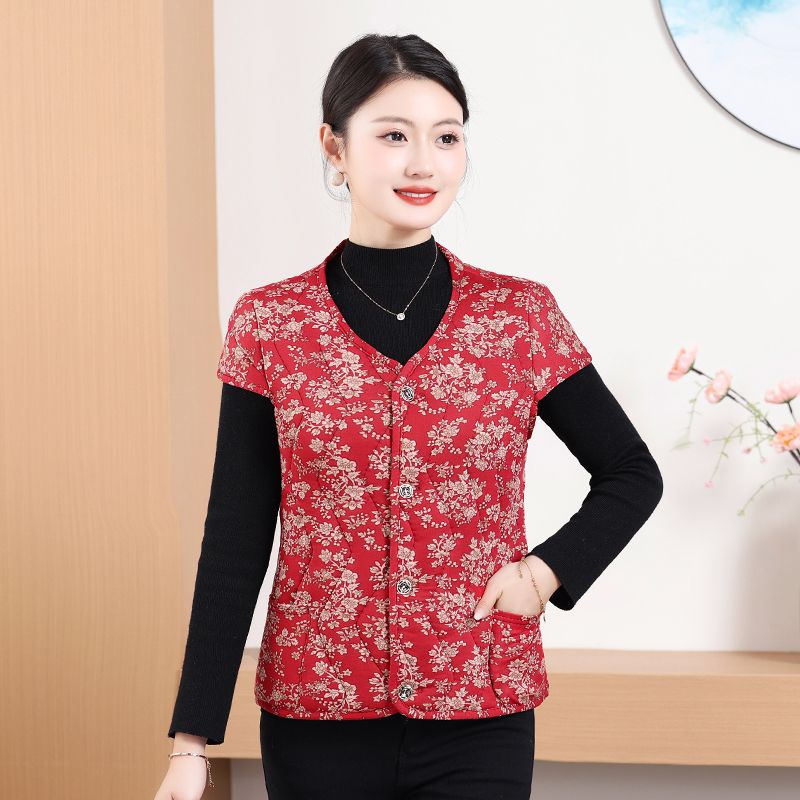 中老年妈妈超软夹棉马甲女2025新款秋冬季棉坎肩短款奶奶保暖背心