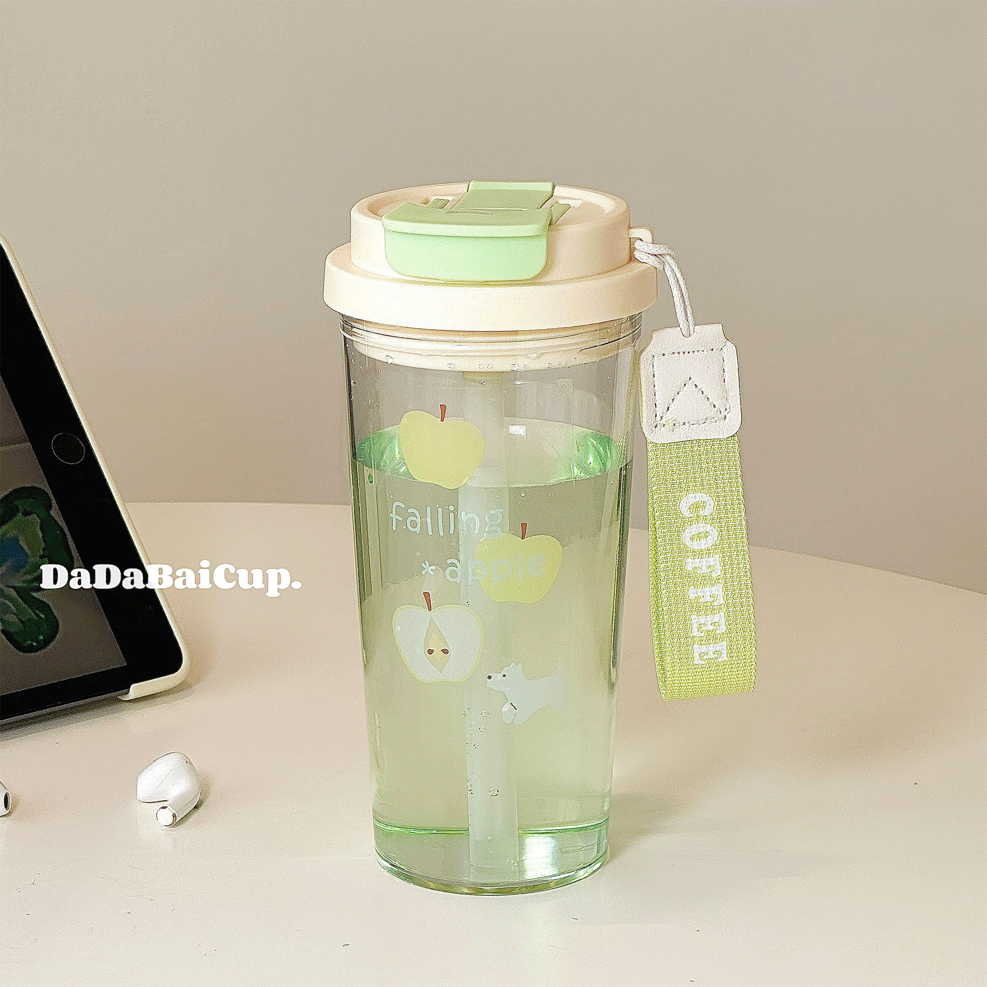 水杯女生高颜值学生上学专用杯子外出便携水壶儿童青苹果塑料杯
