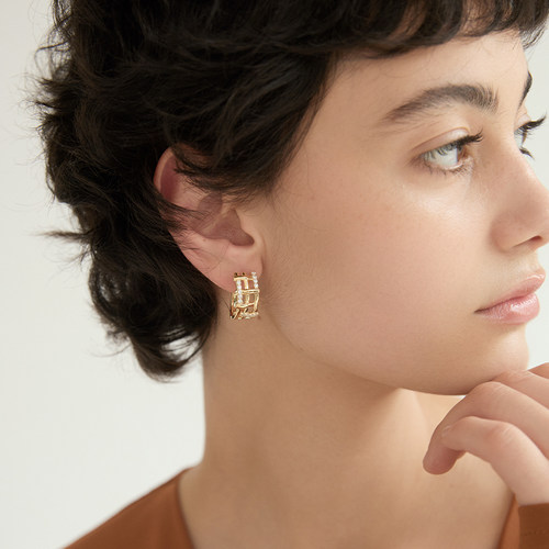 AuRevoirLesFilles镶钻编织耳饰