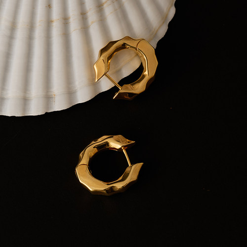 肌理质感小耳圈简约时髦