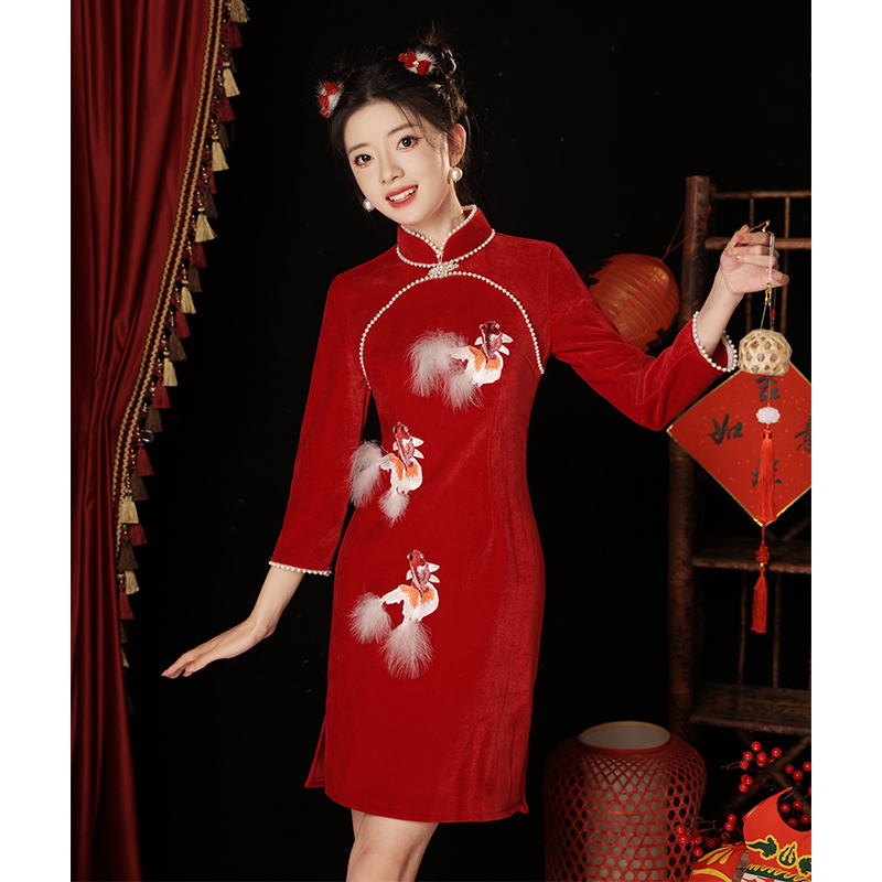 新中式国风旗袍红色订婚敬酒日常