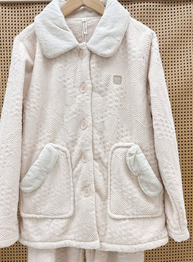 多拉美 秋冬女士纯色牛奶绒复合绒柔软翻领加绒睡衣家居服N53205