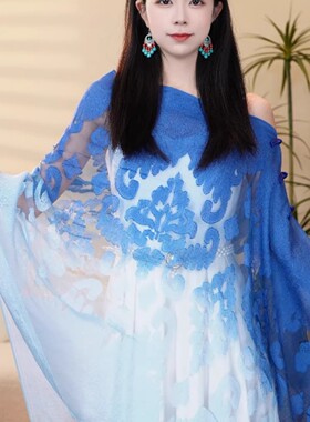 2026春夏新款民族风刺绣盘扣丝巾披肩女防晒外搭薄款旅游拍照围巾