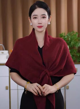 2026秋季新款纯色三角巾披肩女百搭气质加厚保暖护颈围脖外搭披风