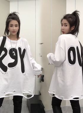 300斤大码秋冬欧洲站韩版宽松中长款t恤女前后字母印花破洞上衣潮