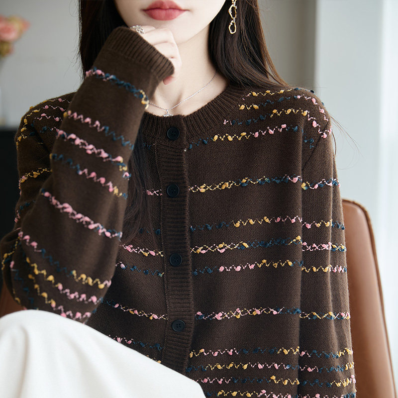 复古小香风彩条提花圆领针织小开衫女秋冬季新款时髦宽松毛衣外套,女装/女士精品,毛针织衫,淘宝优惠券,粉丝福利购,淘宝优惠卷