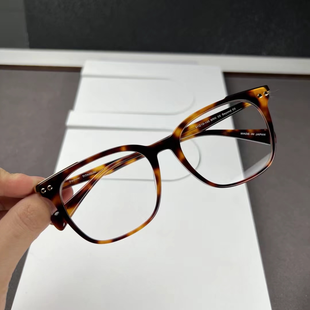 日系鬼才设计师品牌新款板材纯钛细边超轻复古近视眼镜框Beyond03