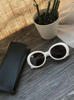 新款女士复古板材时尚白色太阳镜