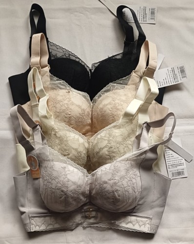 俏丹莉内衣女小胸无钢圈中厚聚拢上托收副乳调整型文胸罩9516B杯